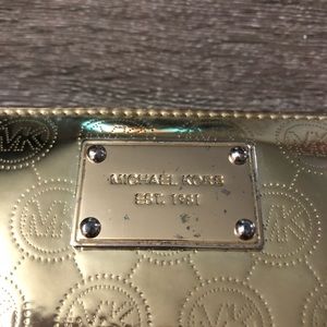 Michael Kors golden big wallet